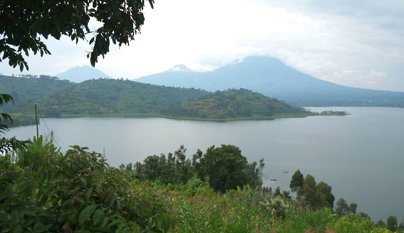 Scenic Landscape Views, Aerial view of Rwanda’s twin lakes, Burera and Ruhondo, surrounded by green hills and volcanic mountains.